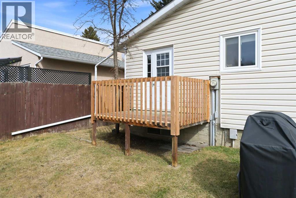 29 Osborne Street, Red Deer, Alberta  T4N 5C2 - Photo 32 - A2301759