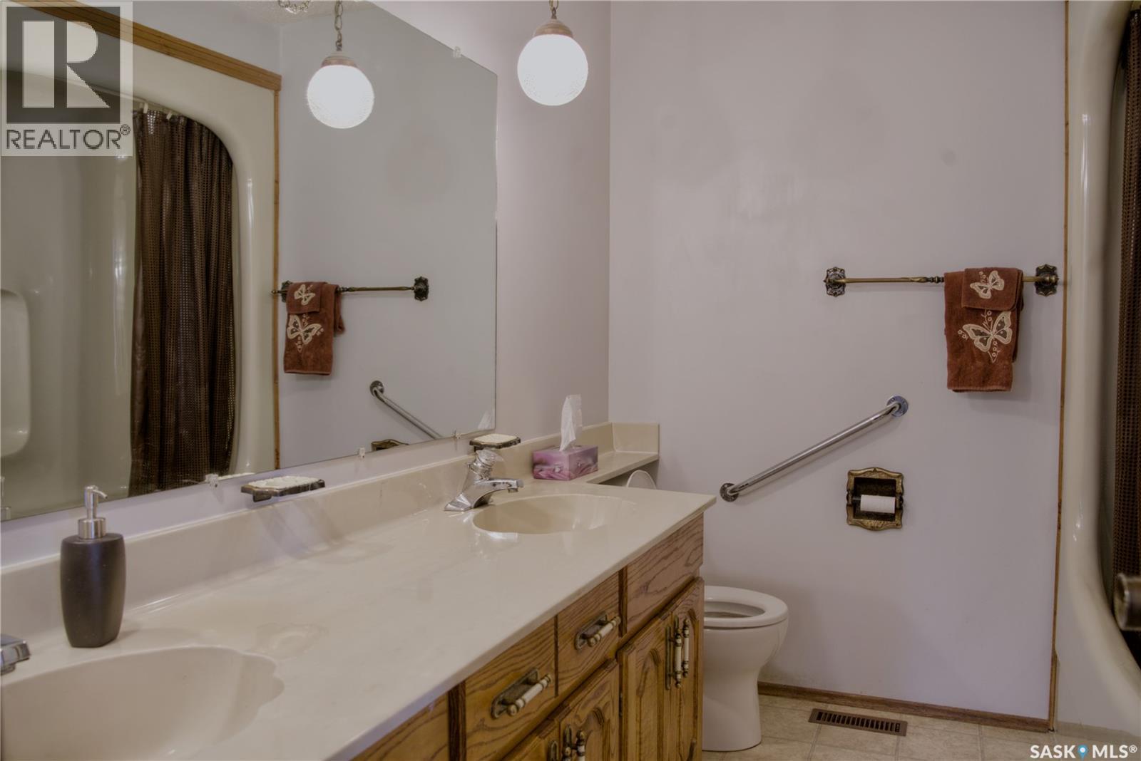 802 7th Street E, Saskatoon, Saskatchewan  S7H 0Y4 - Photo 16 - SK032934