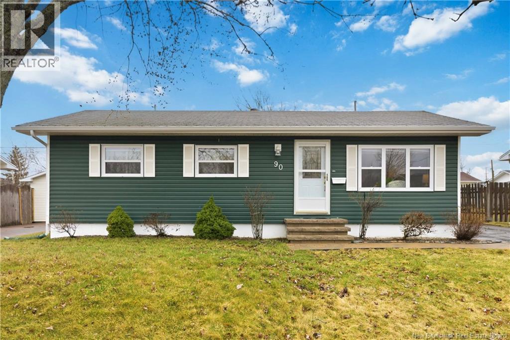 90 Pasadena Drive, Moncton, New Brunswick  E1G 1H5 - Photo 1 - NB136946