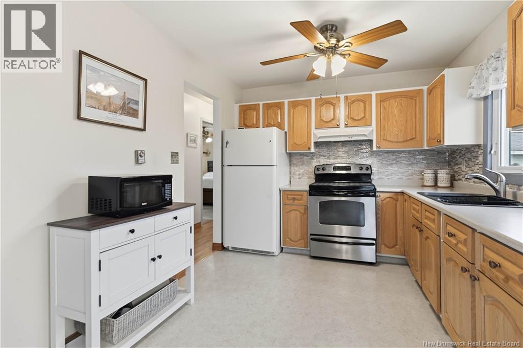 90 Pasadena Drive, Moncton, New Brunswick  E1G 1H5 - Photo 15 - NB136946