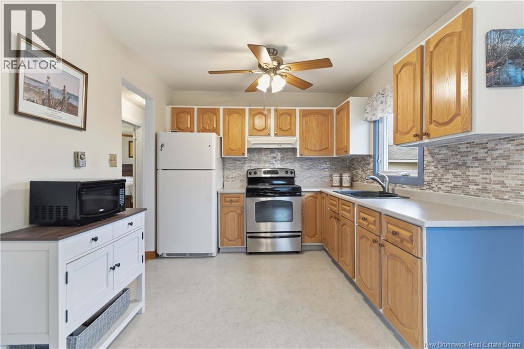 90 Pasadena Drive, Moncton, New Brunswick  E1G 1H5 - Photo 16 - NB136946