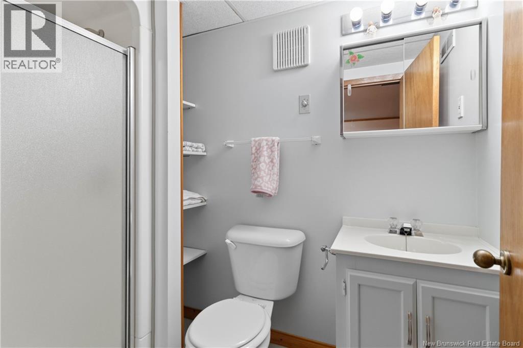 90 Pasadena Drive, Moncton, New Brunswick  E1G 1H5 - Photo 34 - NB136946