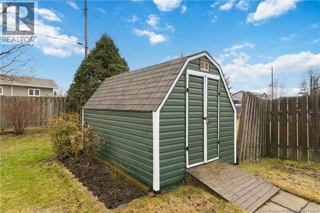 90 Pasadena Drive, Moncton, New Brunswick  E1G 1H5 - Photo 38 - NB136946