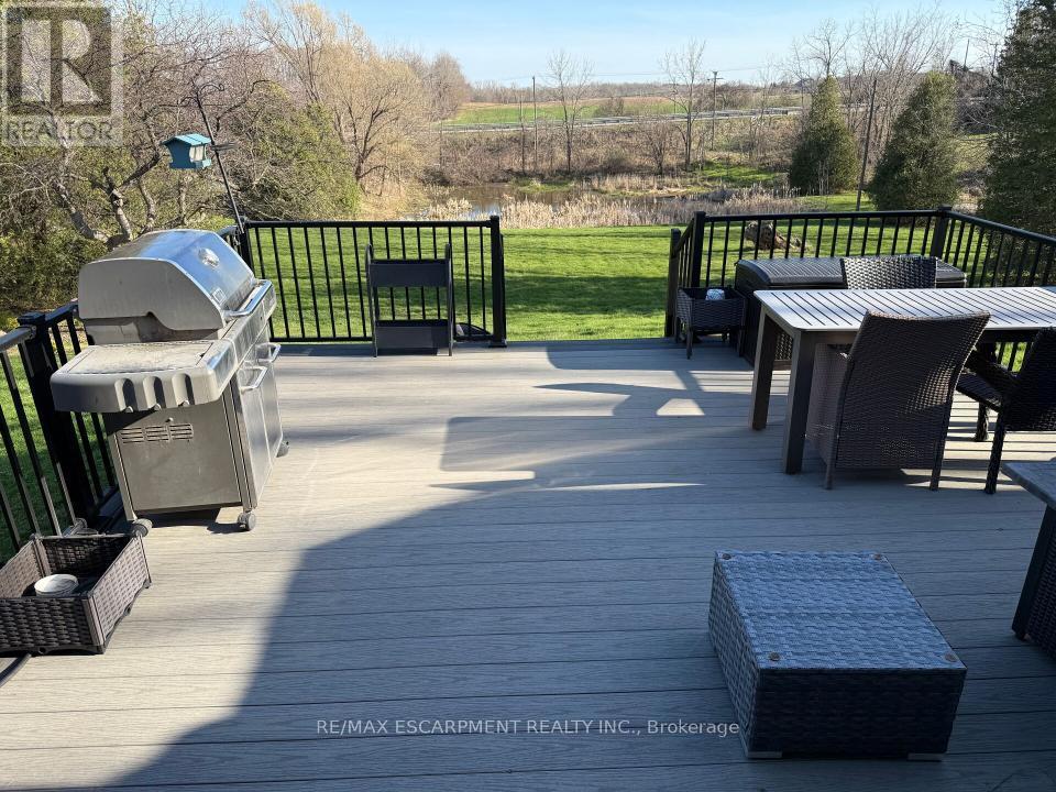 491 Highway 5 W, Hamilton, Ontario  L9H 5E2 - Photo 34 - X12965246