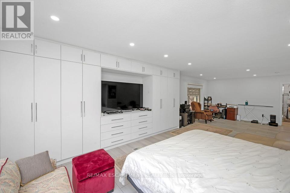 491 Highway 5 W, Hamilton, Ontario  L9H 5E2 - Photo 20 - X12965246