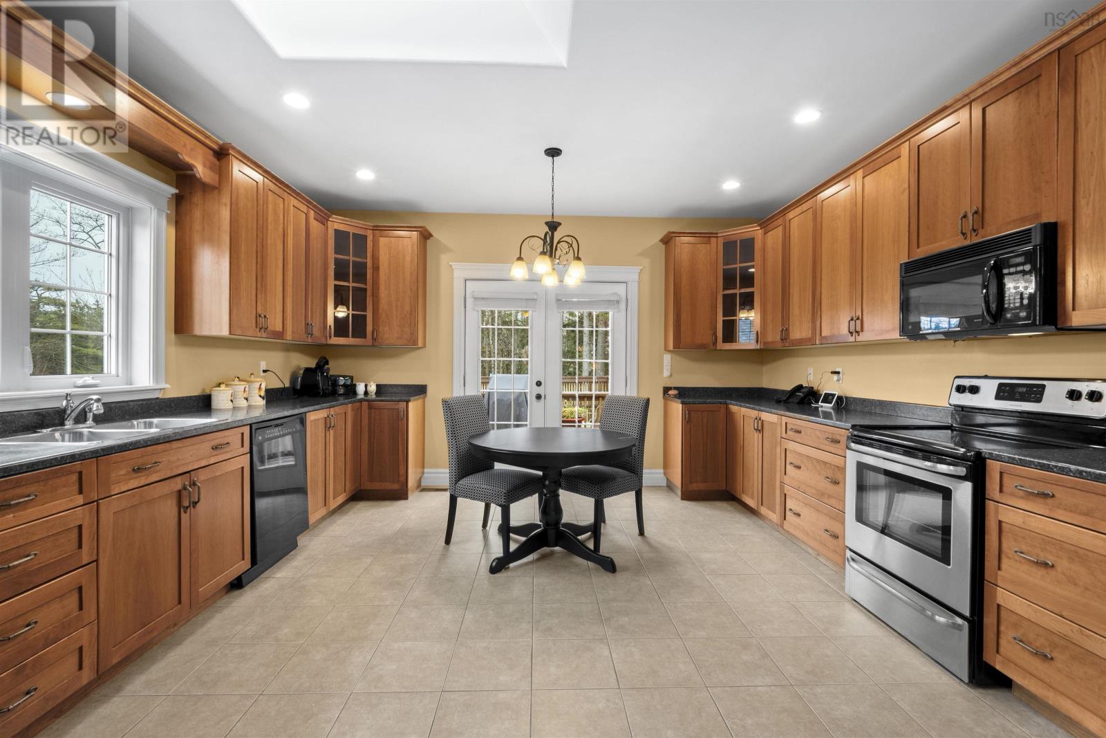 364 Southgate Drive, Bedford South, Nova Scotia B3P 1J1 - Photo 7 - 202606742