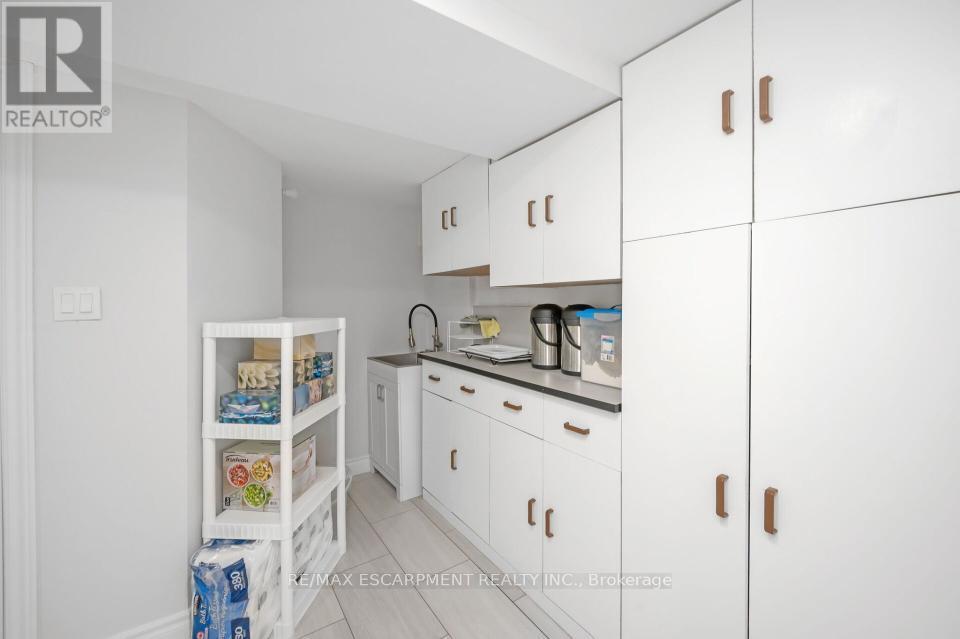 491 Highway 5 W, Hamilton, Ontario  L9H 5E2 - Photo 29 - X12965246