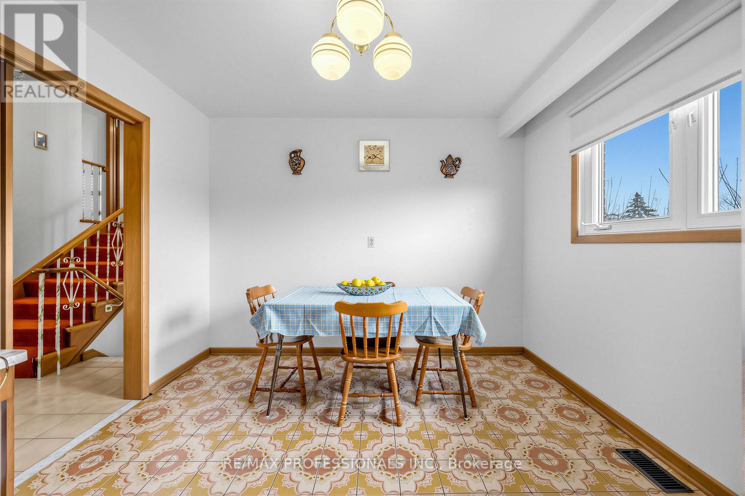 105 Rowntree Mill Road, Toronto, Ontario  M9L 1C7 - Photo 19 - W13005632