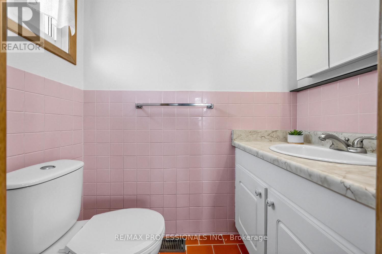 105 Rowntree Mill Road, Toronto, Ontario  M9L 1C7 - Photo 23 - W13005632