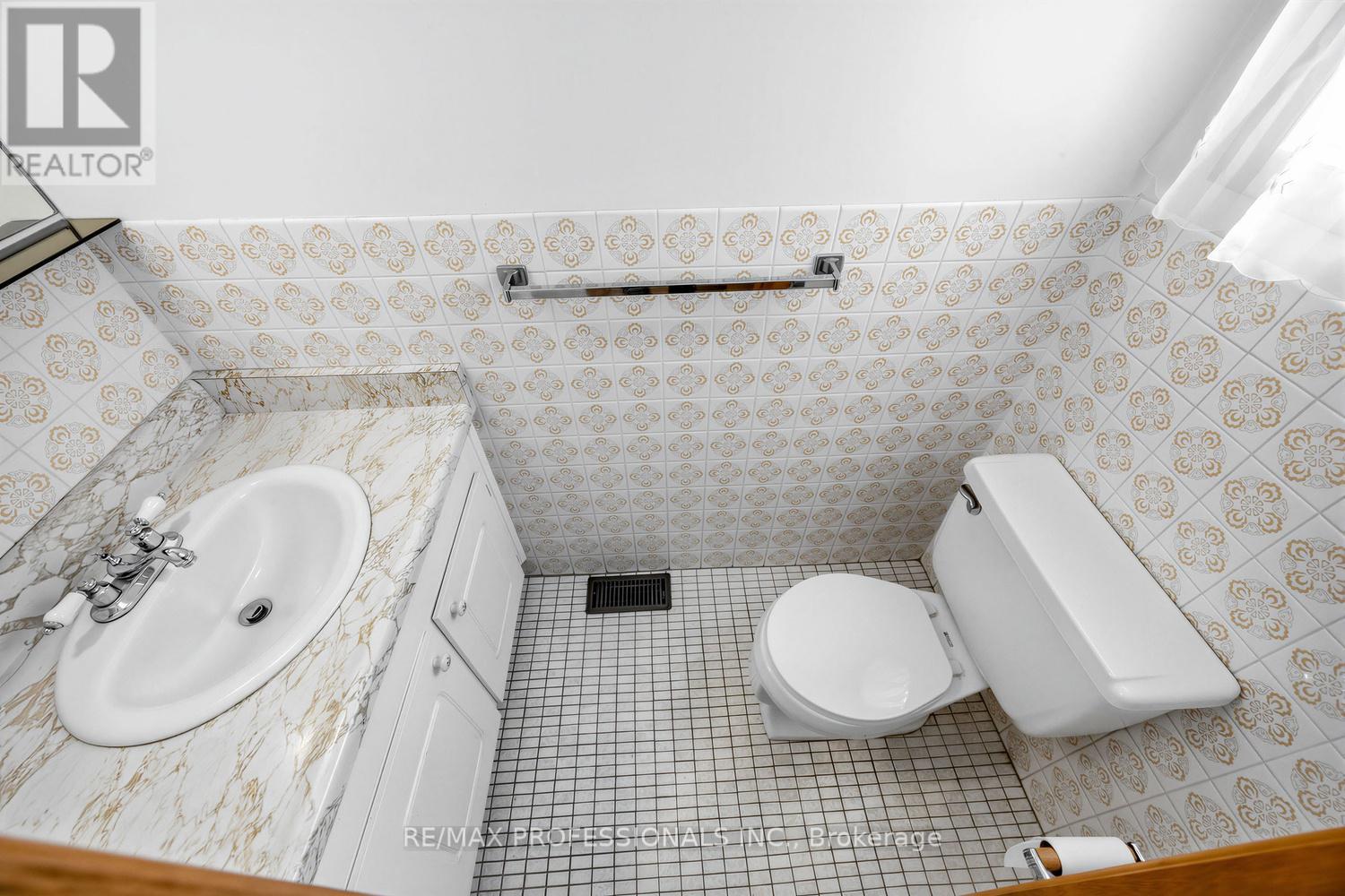 105 Rowntree Mill Road, Toronto, Ontario  M9L 1C7 - Photo 34 - W13005632