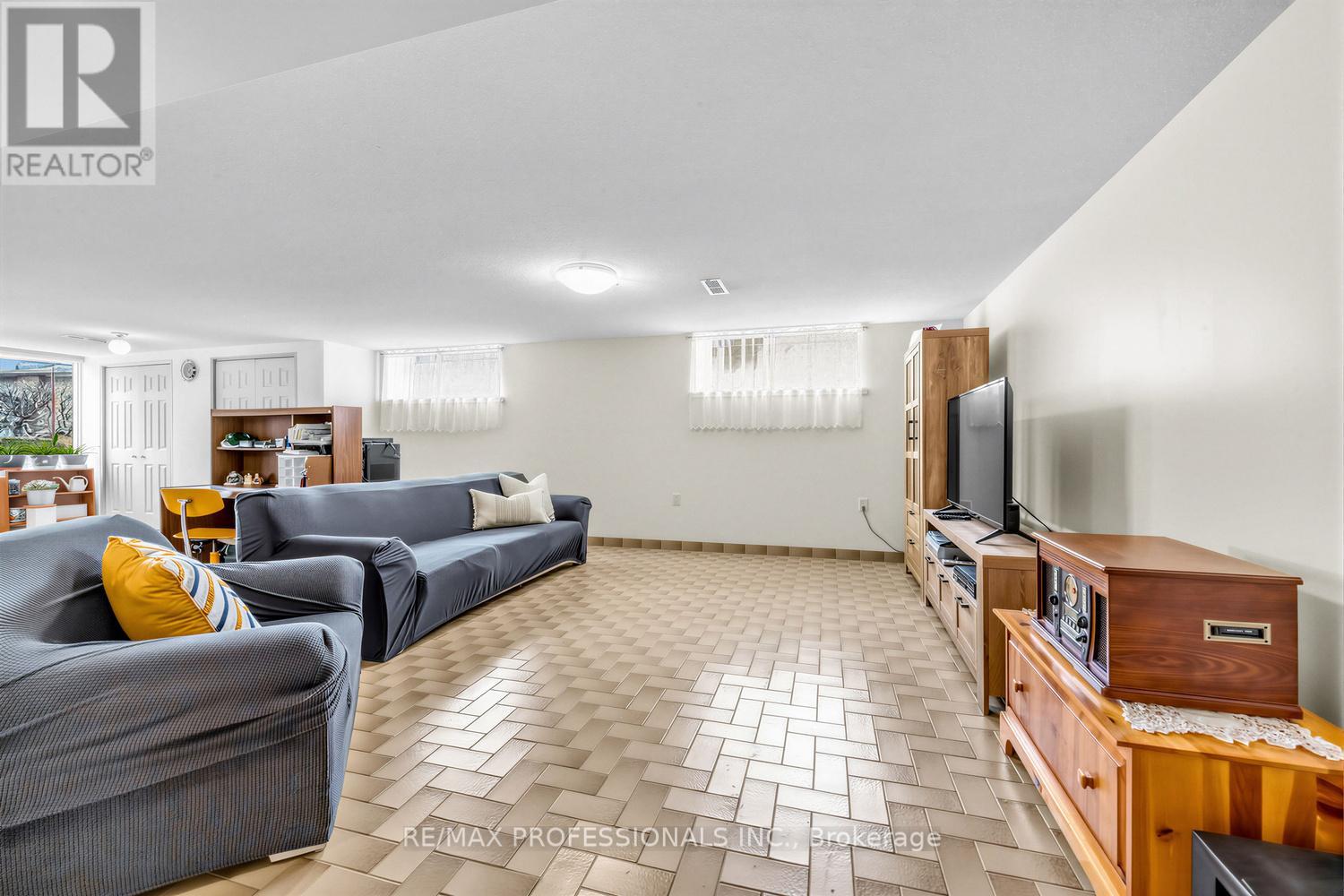 105 Rowntree Mill Road, Toronto, Ontario  M9L 1C7 - Photo 36 - W13005632