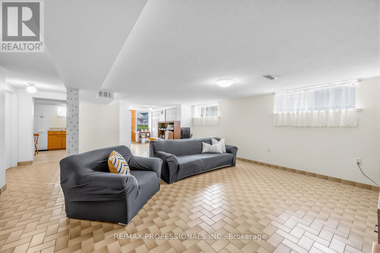 105 Rowntree Mill Road, Toronto, Ontario  M9L 1C7 - Photo 37 - W13005632