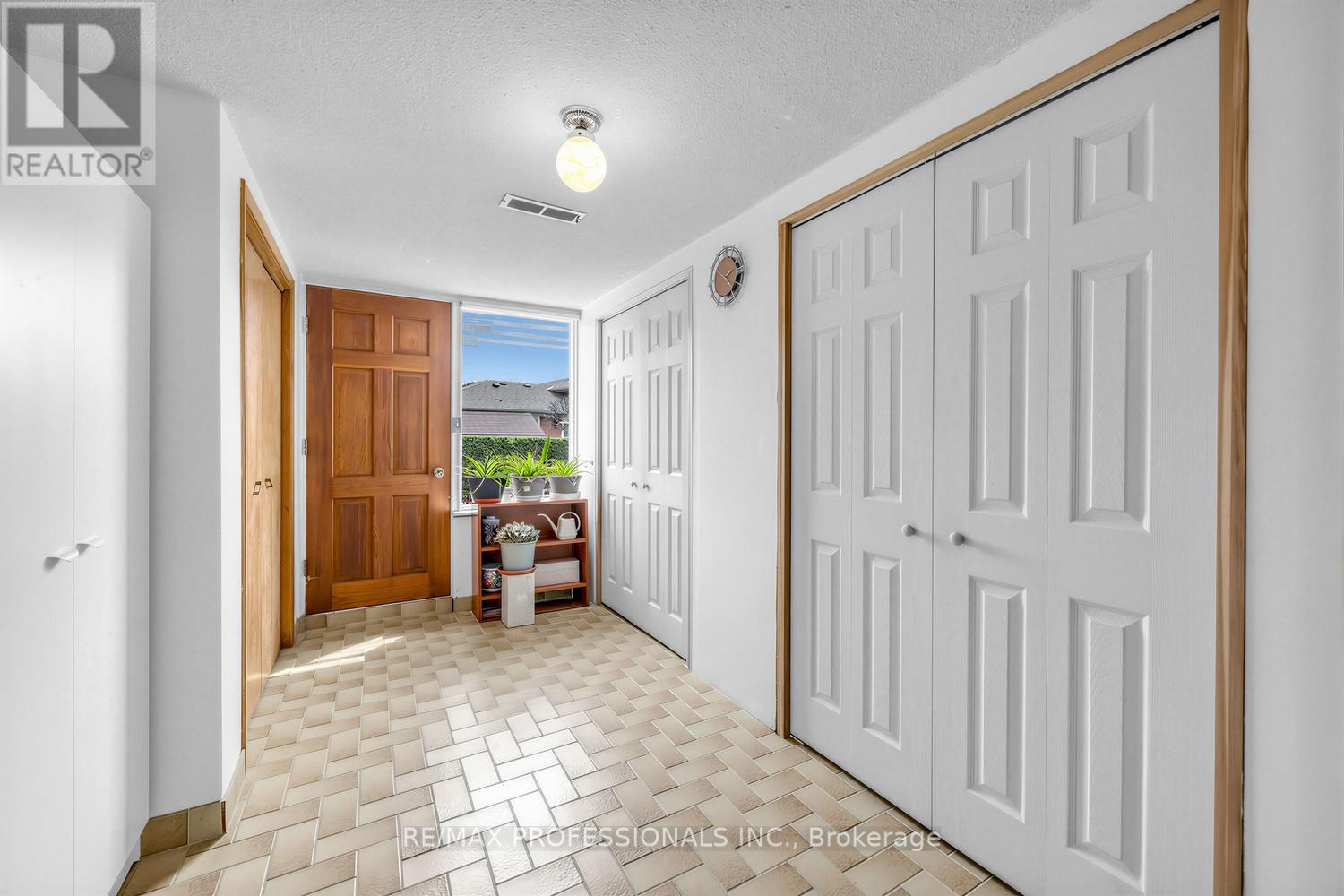 105 Rowntree Mill Road, Toronto, Ontario  M9L 1C7 - Photo 39 - W13005632