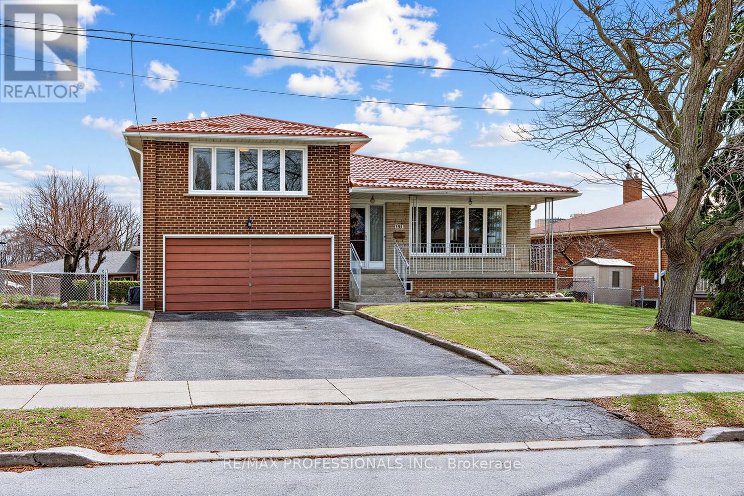 105 Rowntree Mill Road, Toronto, Ontario  M9L 1C7 - Photo 5 - W13005632