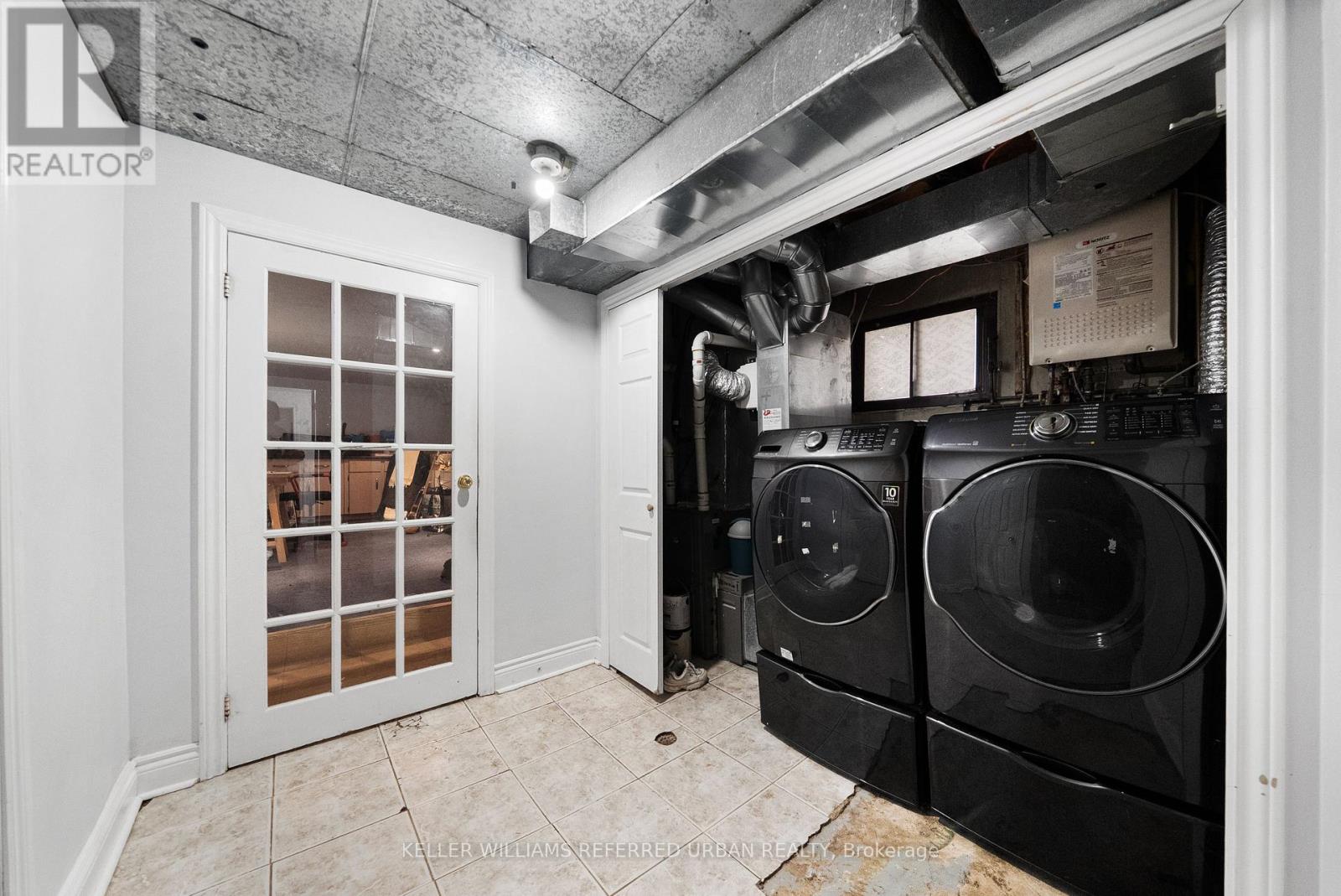 9 Exeter Street, Toronto, Ontario  M6N 1G3 - Photo 32 - W13005642