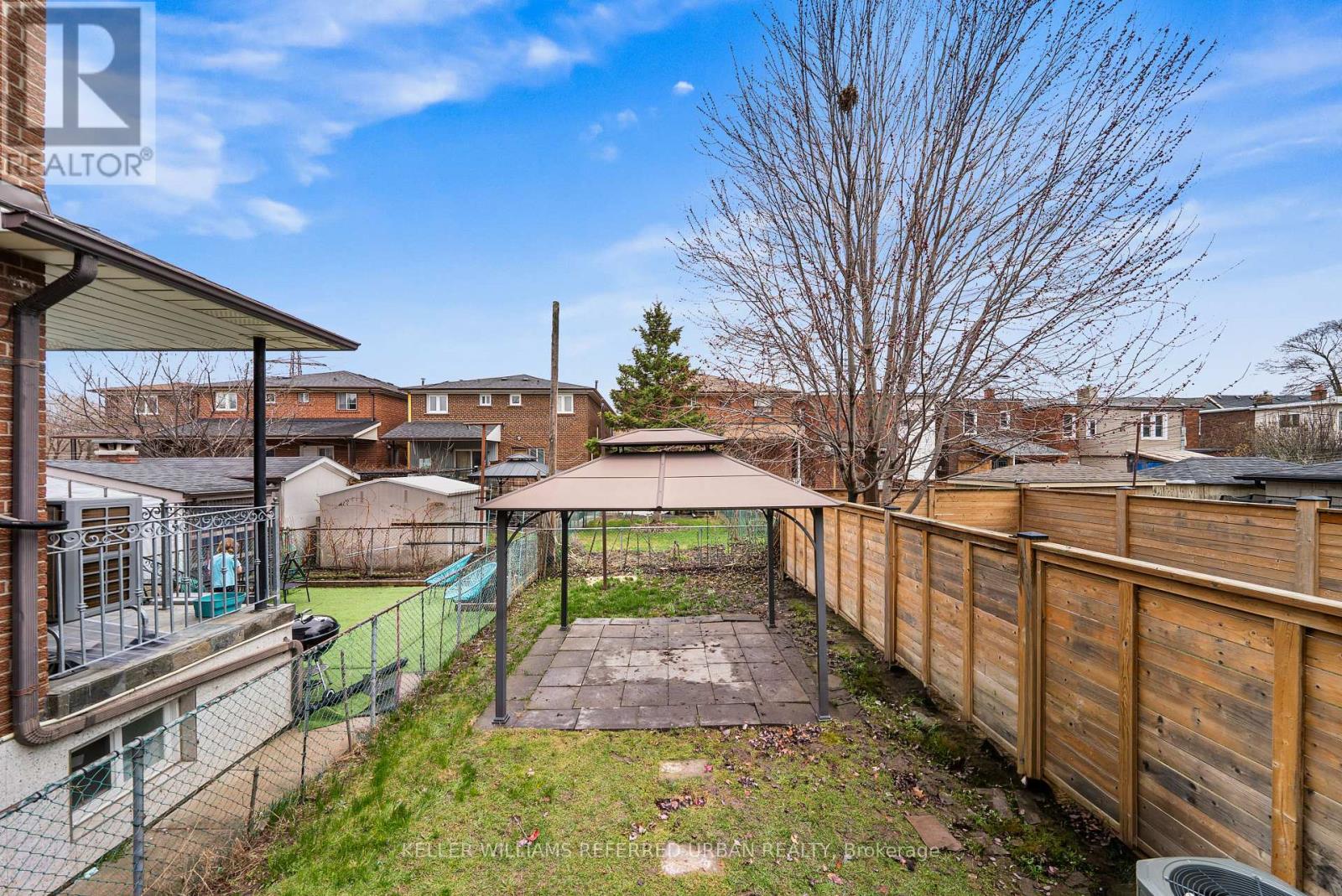 9 Exeter Street, Toronto, Ontario  M6N 1G3 - Photo 37 - W13005642