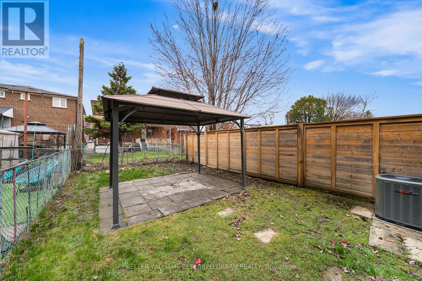 9 Exeter Street, Toronto, Ontario  M6N 1G3 - Photo 38 - W13005642