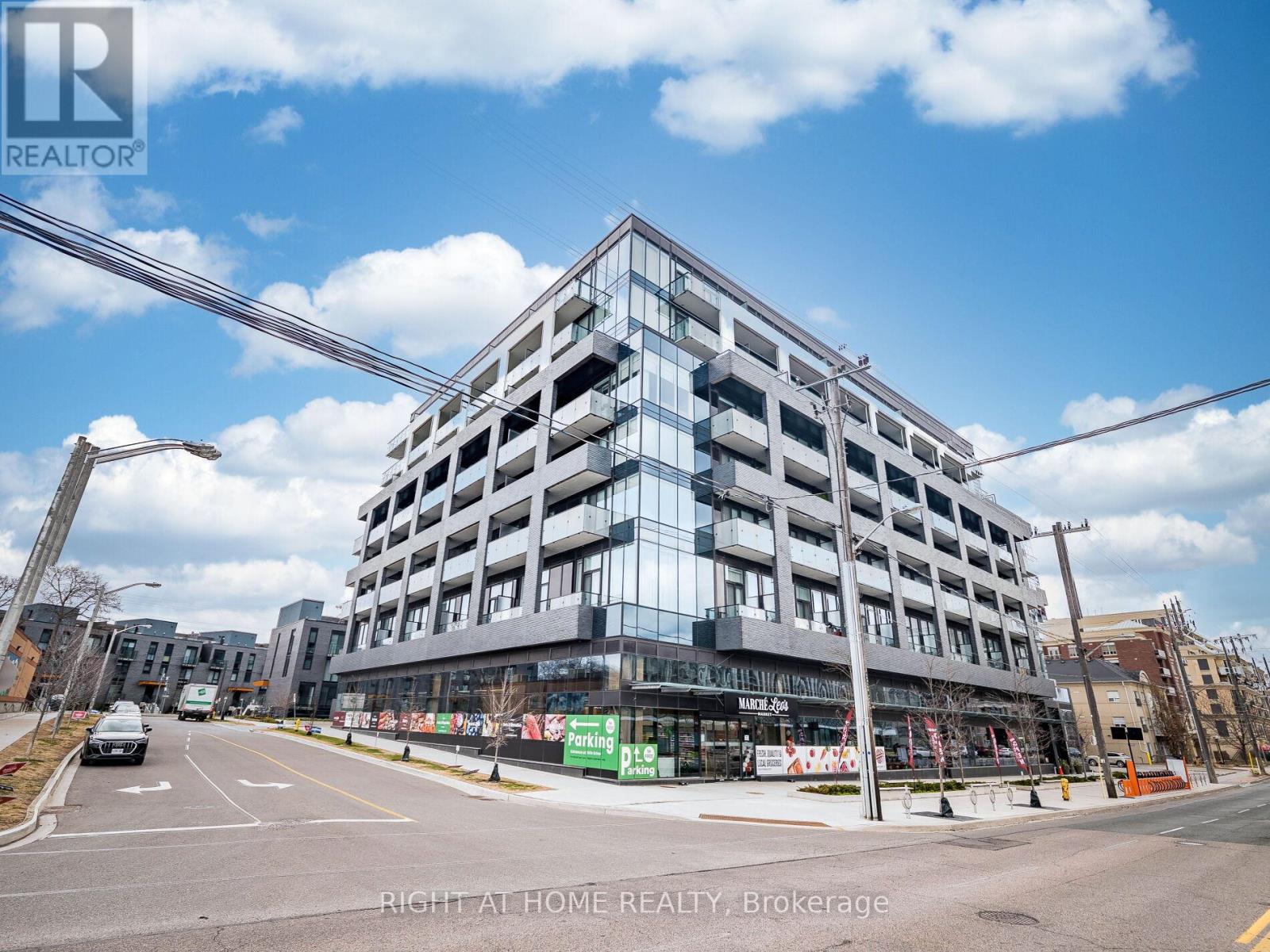 513 - 4208 Dundas Street, Toronto, Ontario  M8X 1Y6 - Photo 2 - W13005644