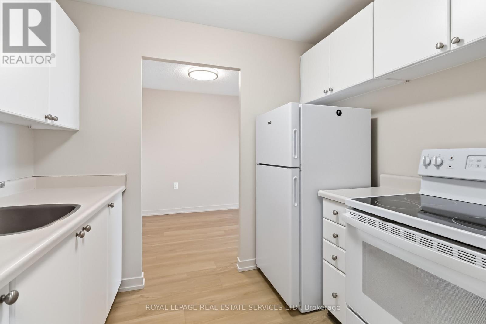 1008 - 82 Millside Drive, Milton, Ontario  L9T 4A1 - Photo 7 - W13005654