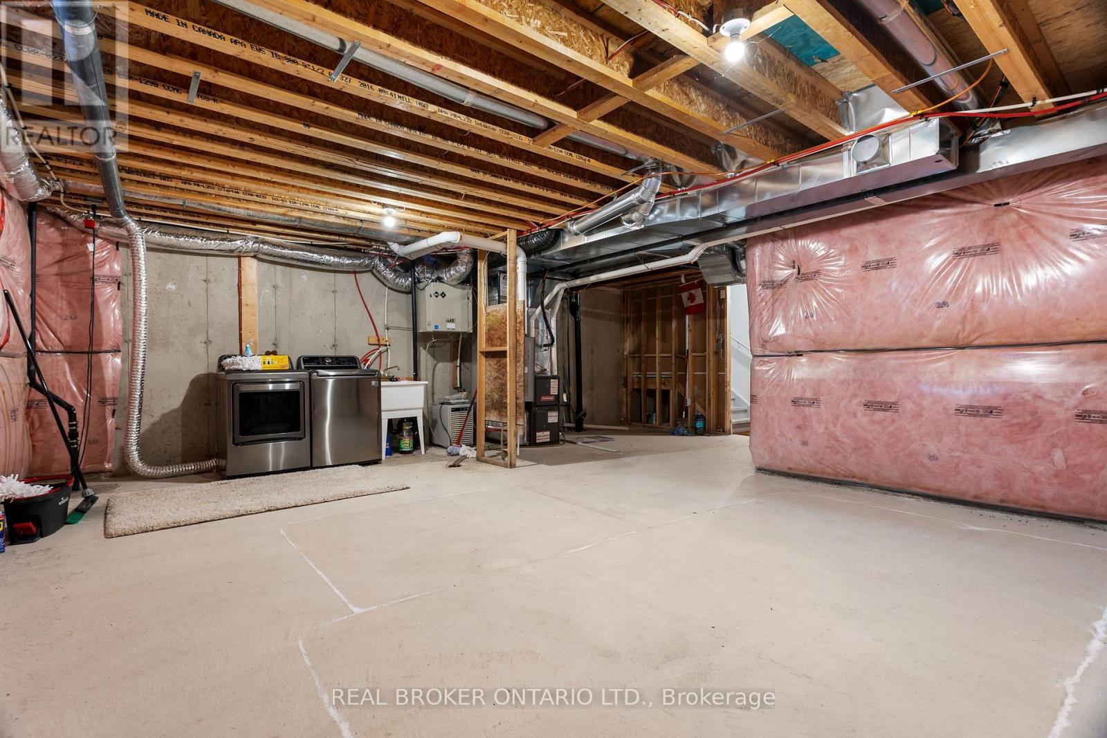 1213 Mulroney Heights, Milton, Ontario  L9E 1B9 - Photo 39 - W13005666