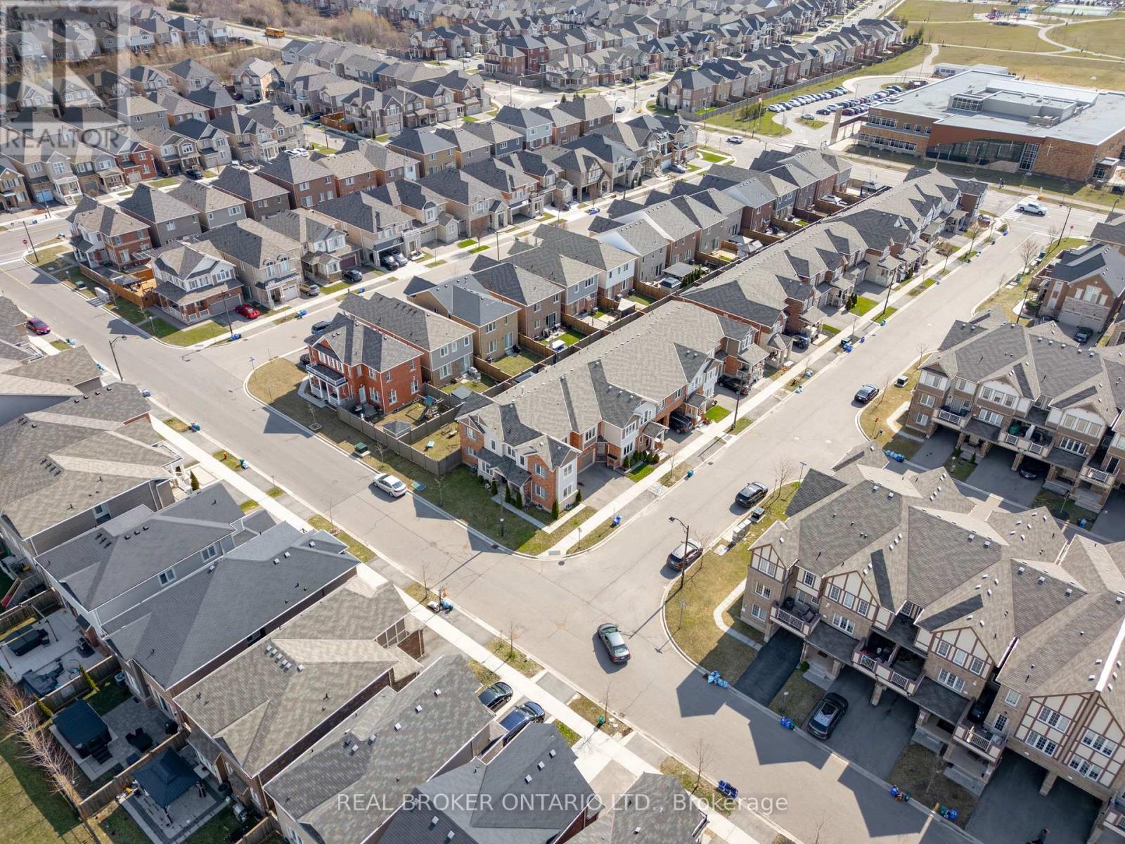 1213 Mulroney Heights, Milton, Ontario  L9E 1B9 - Photo 44 - W13005666