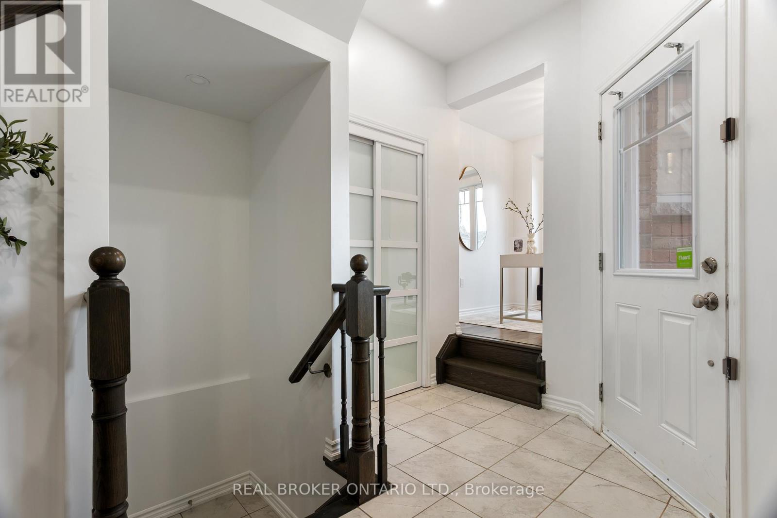 1213 Mulroney Heights, Milton, Ontario  L9E 1B9 - Photo 6 - W13005666