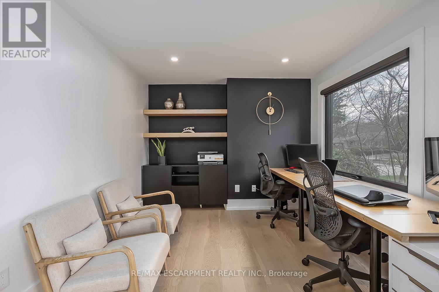 327 Goodram Drive, Burlington, Ontario  L7L 2J9 - Photo 18 - W13005668