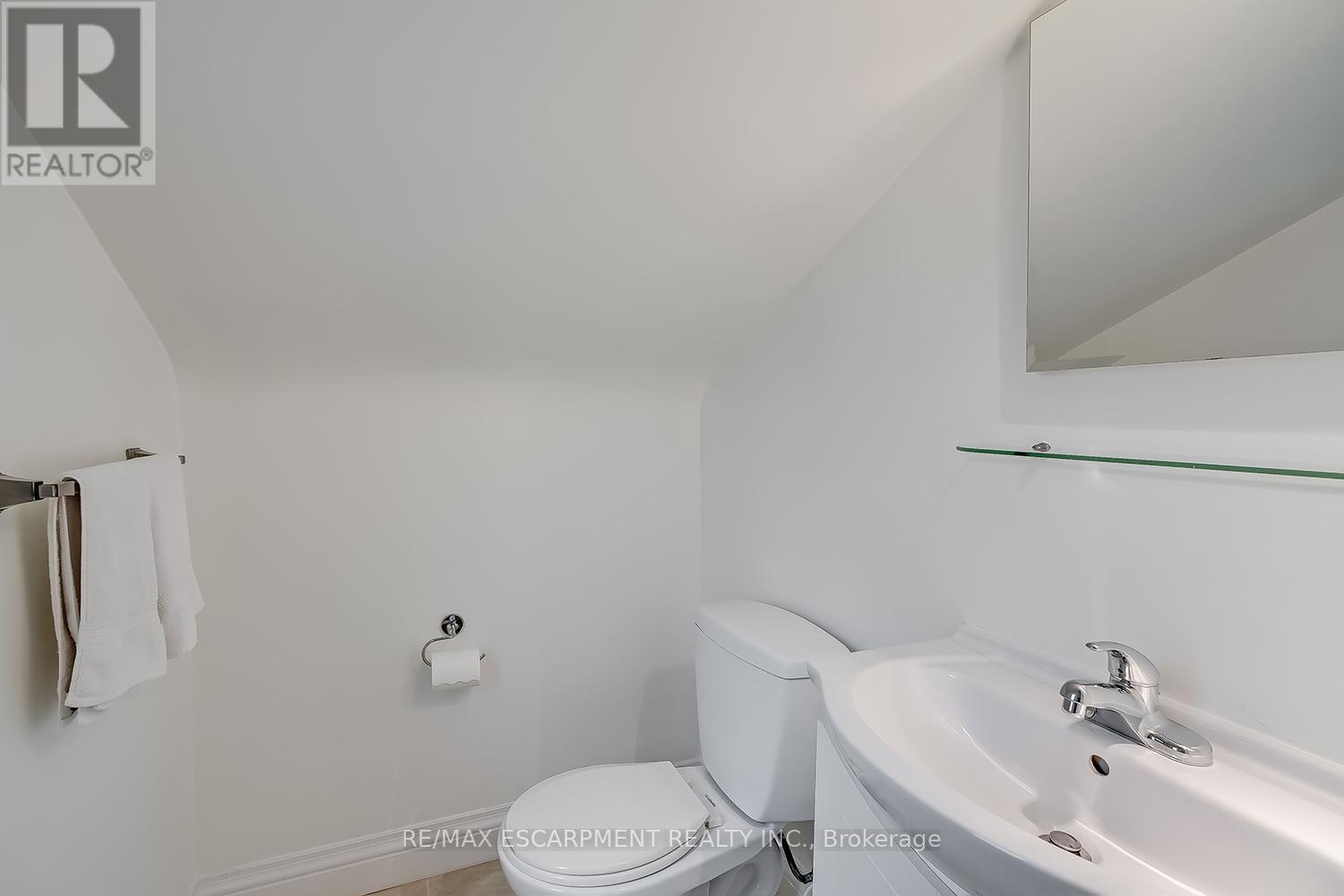 327 Goodram Drive, Burlington, Ontario  L7L 2J9 - Photo 30 - W13005668