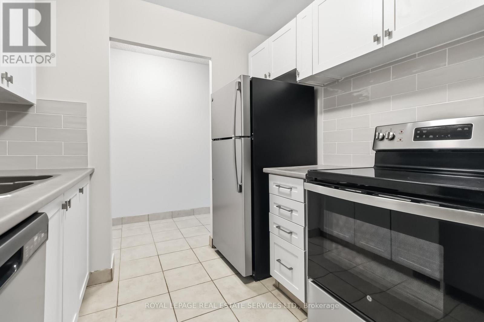 406 - 82 Millside Drive, Milton, Ontario  L9T 4A1 - Photo 6 - W13005670