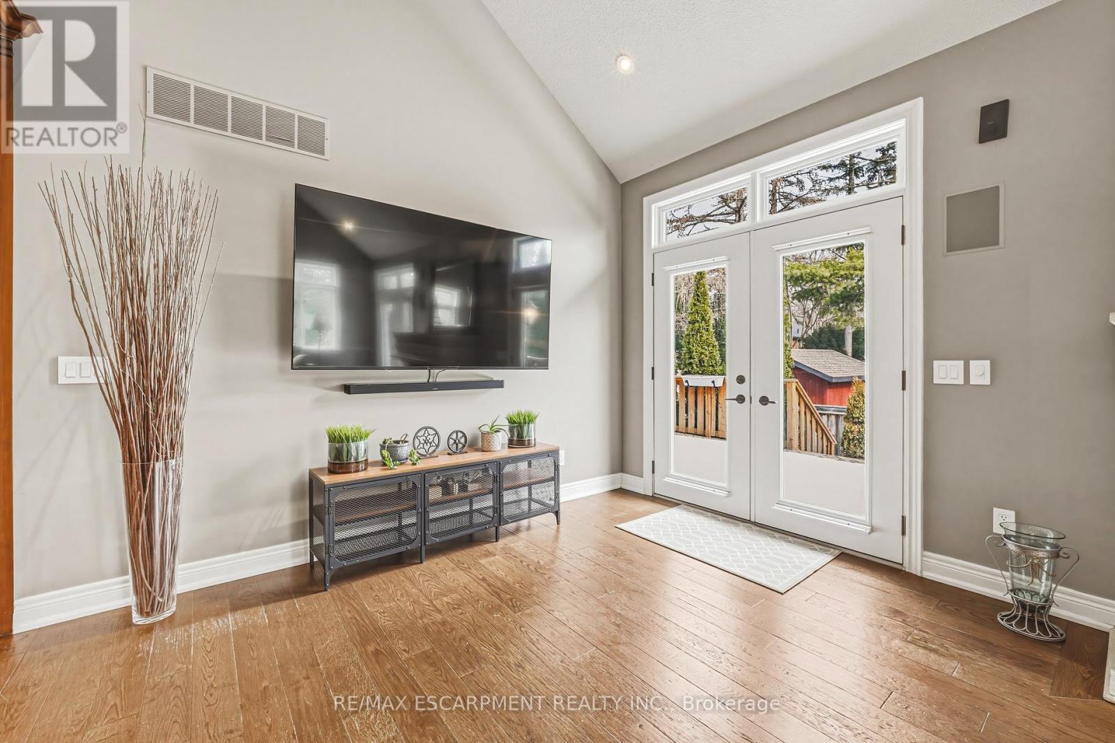 3 - 976 Shadeland Avenue, Burlington, Ontario  L7T 2M5 - Photo 16 - W13005702