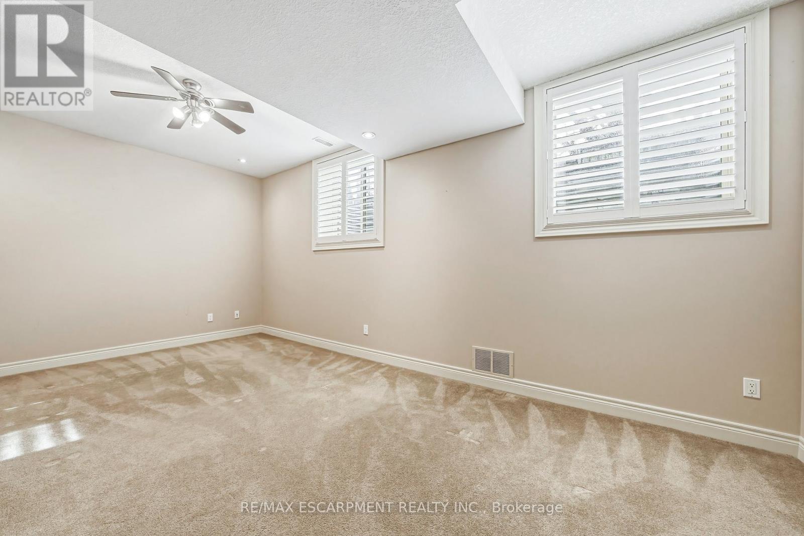 3 - 976 Shadeland Avenue, Burlington, Ontario  L7T 2M5 - Photo 34 - W13005702