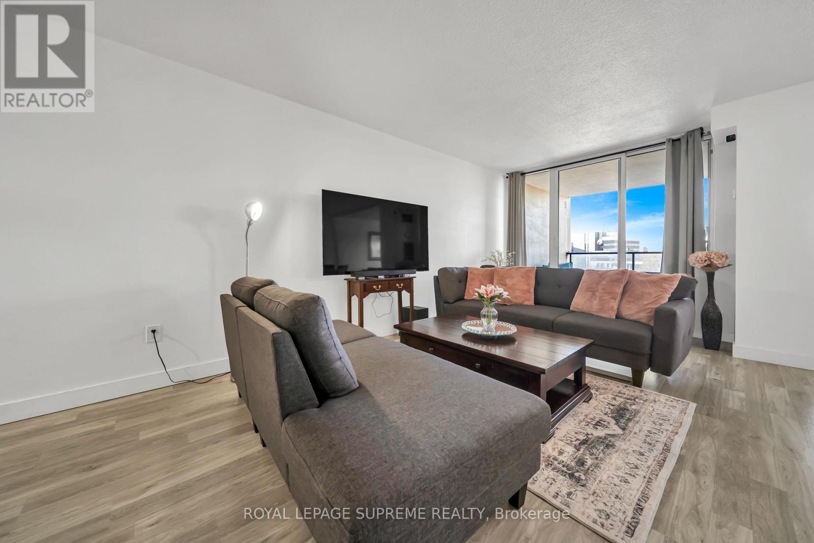 910 - 75 Emmett Avenue, Toronto, Ontario  M6M 5A7 - Photo 26 - W13005716