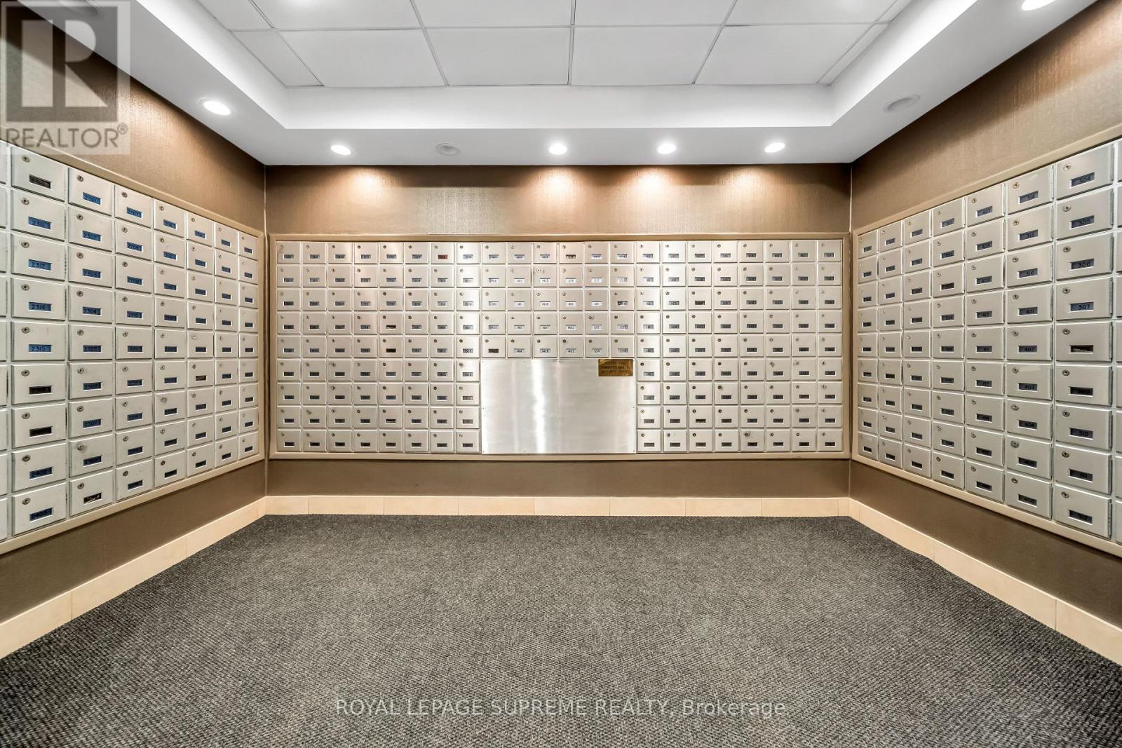 910 - 75 Emmett Avenue, Toronto, Ontario  M6M 5A7 - Photo 44 - W13005716