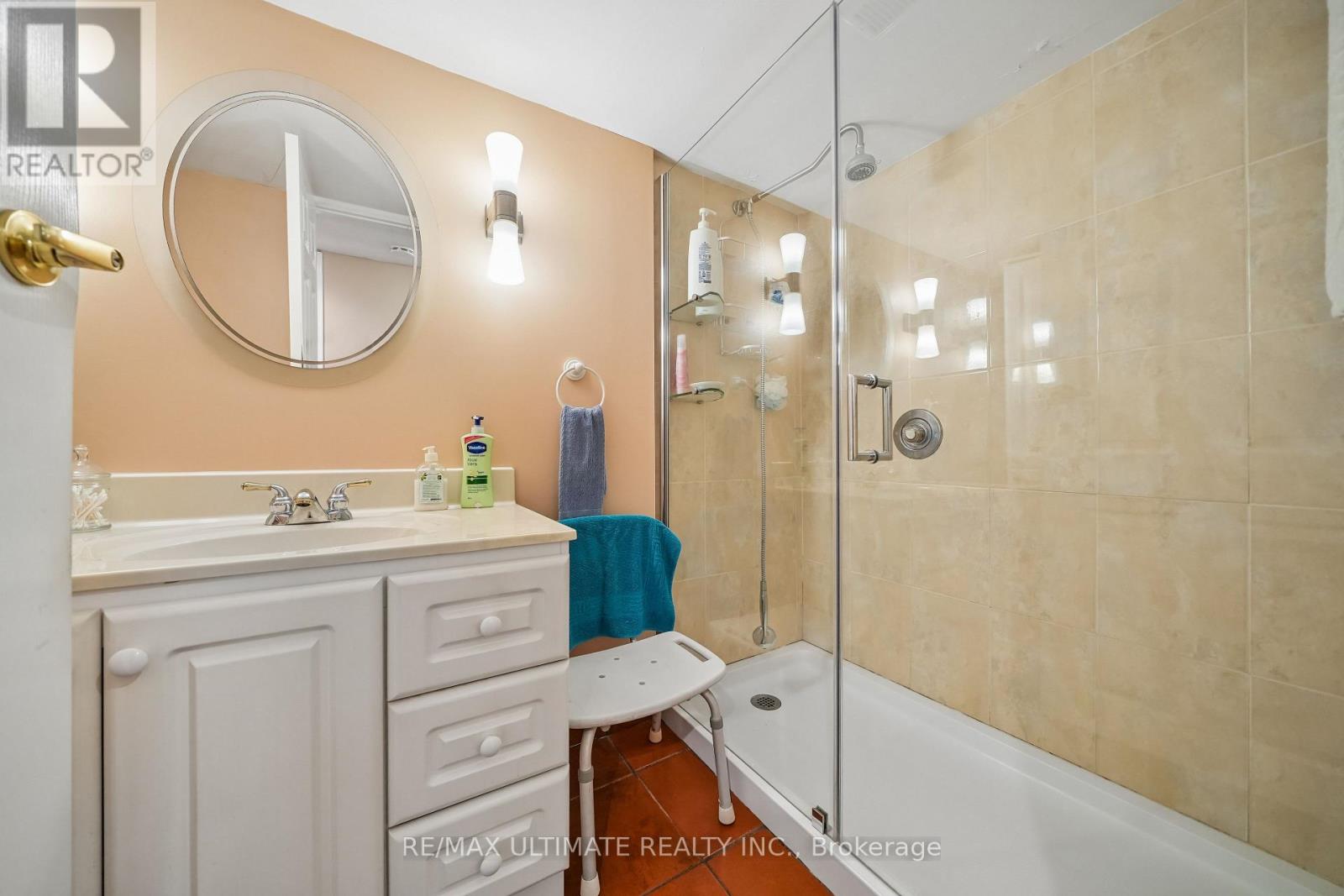 53 Gilbert Avenue, Toronto, Ontario  M6E 4W2 - Photo 18 - W13005718