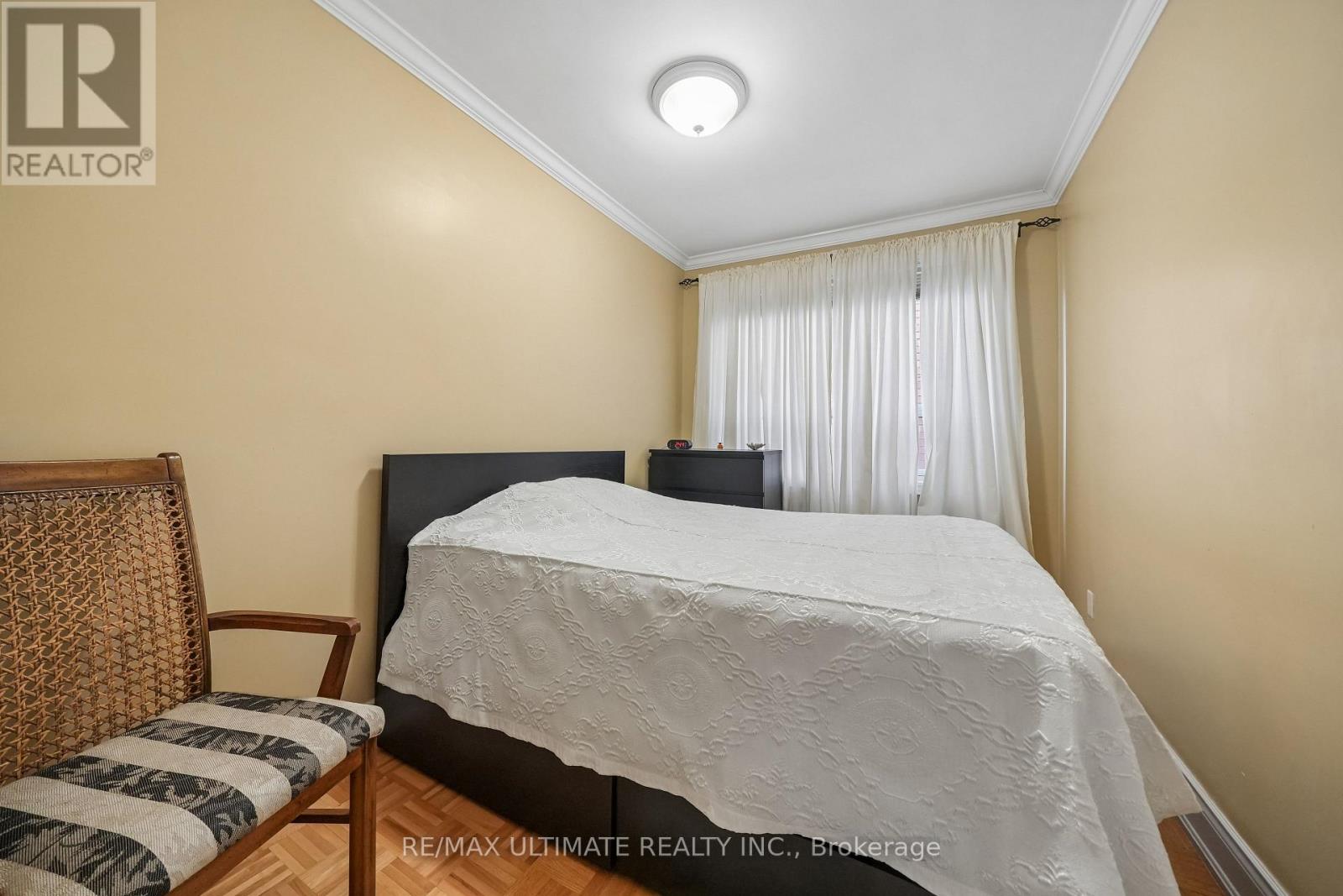 53 Gilbert Avenue, Toronto, Ontario  M6E 4W2 - Photo 7 - W13005718