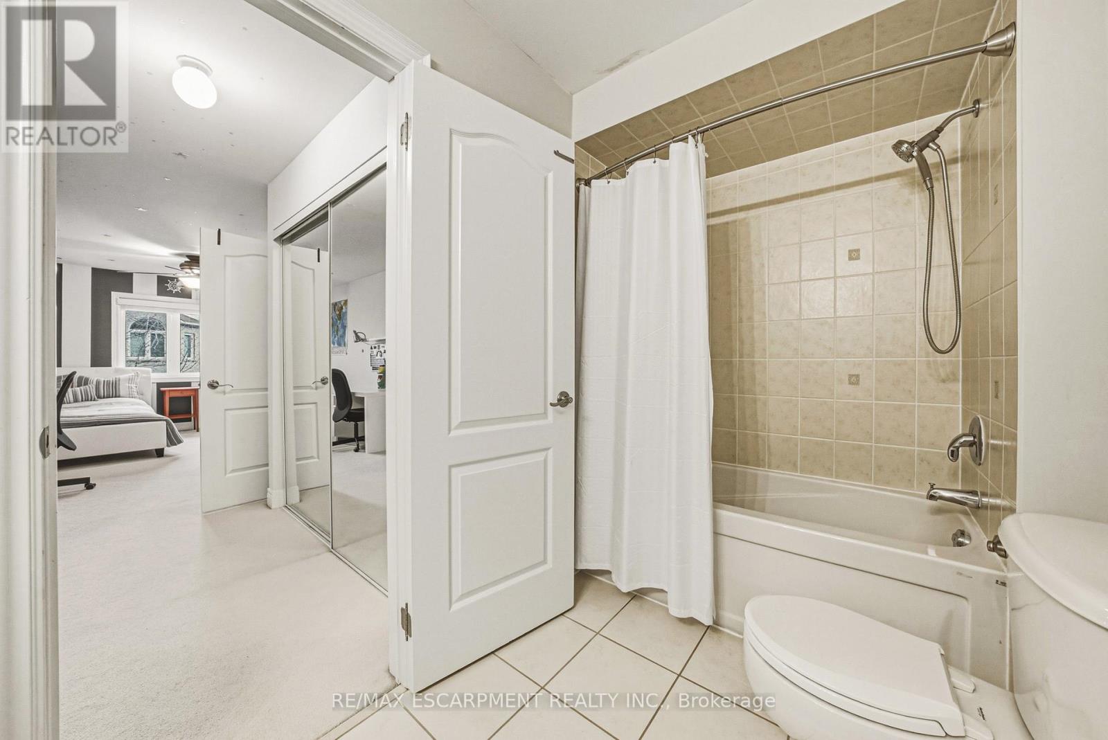 425 Burloak Drive, Oakville, Ontario  L6L 6W8 - Photo 26 - W13005722