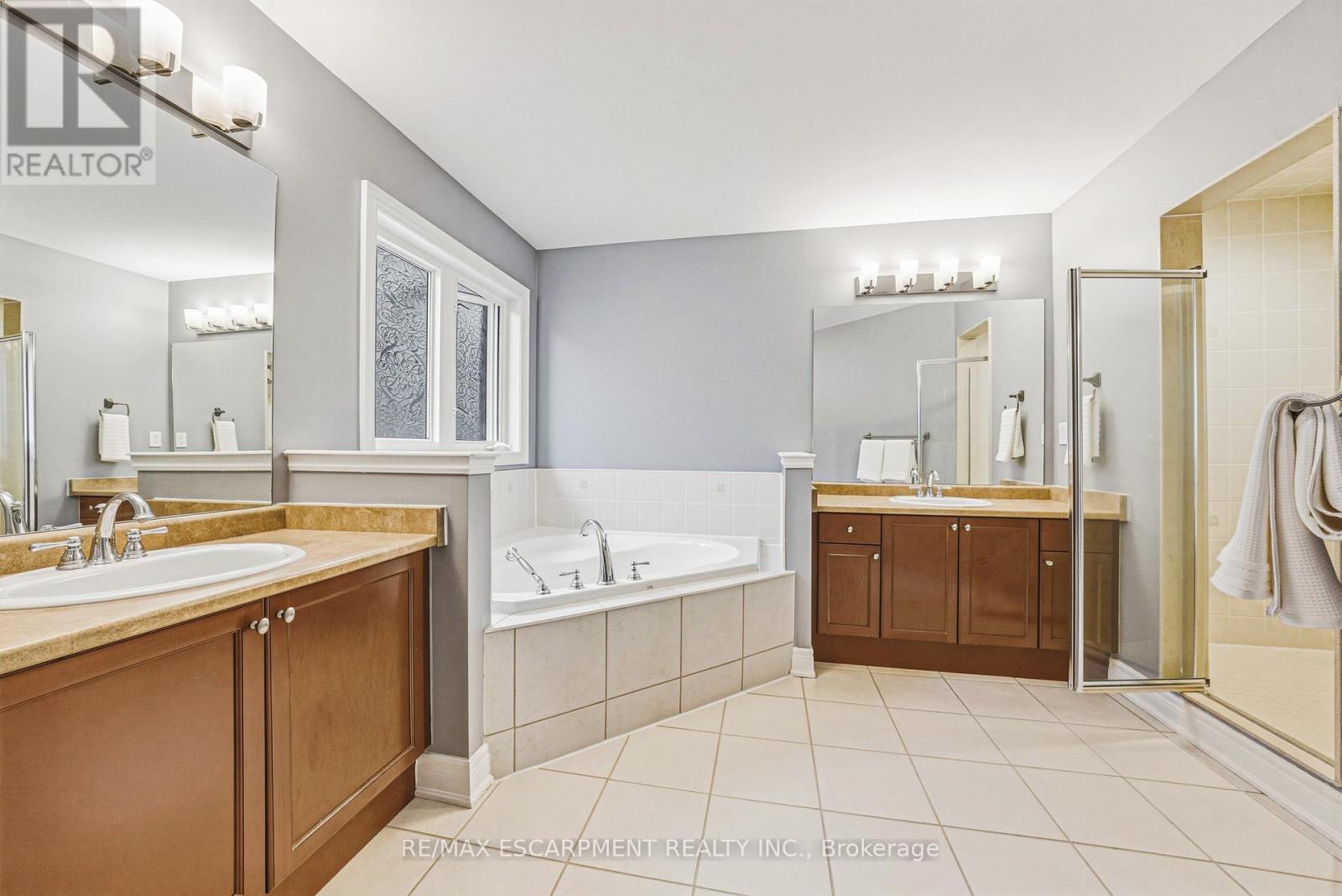 425 Burloak Drive, Oakville, Ontario  L6L 6W8 - Photo 34 - W13005722