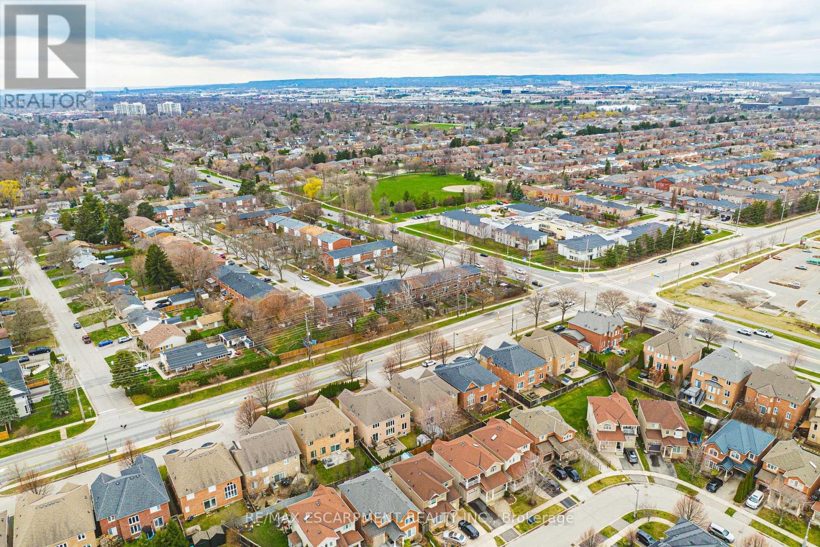 425 Burloak Drive, Oakville, Ontario  L6L 6W8 - Photo 48 - W13005722