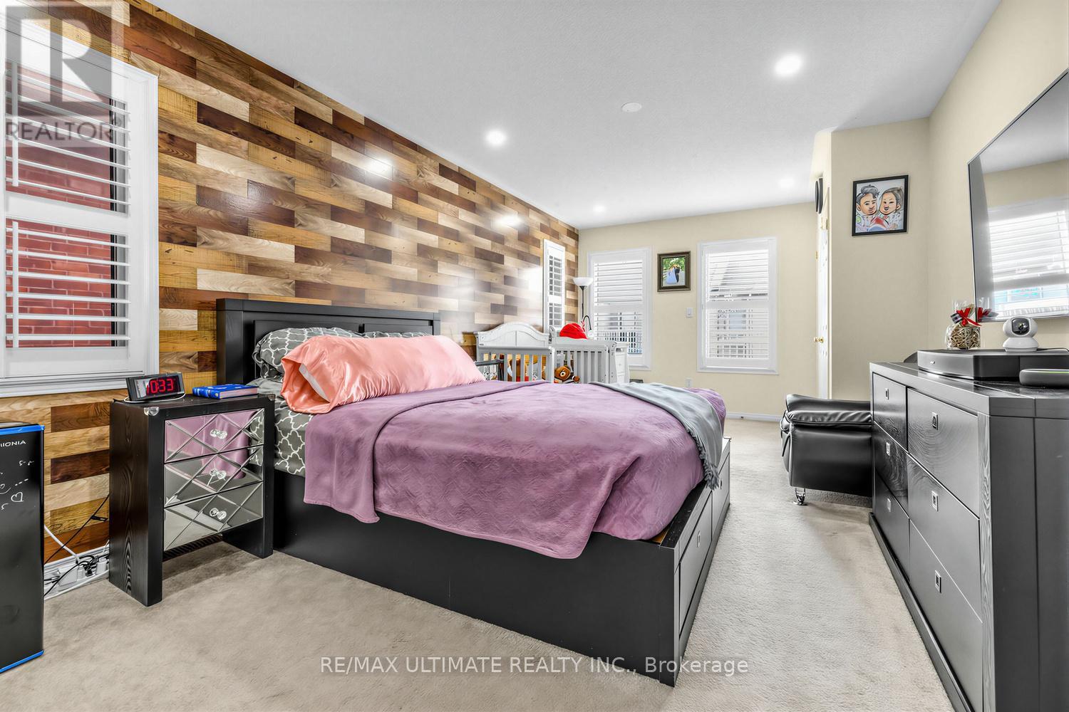 255 Torbarrie Road E, Toronto, Ontario  M3L 0E2 - Photo 5 - W13005794