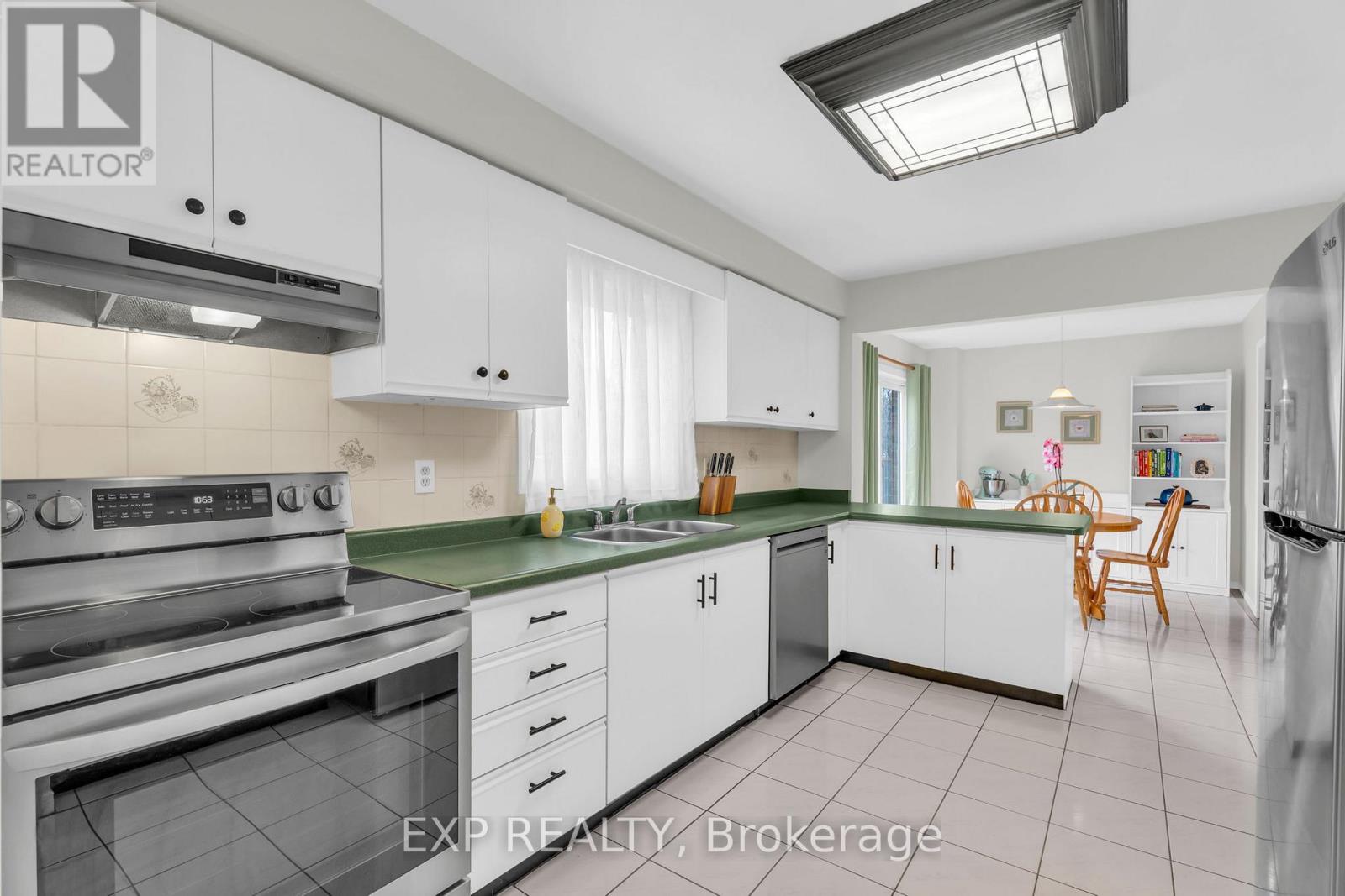 22 Bristol Avenue, Brampton, Ontario  L6X 2B3 - Photo 13 - W13005798