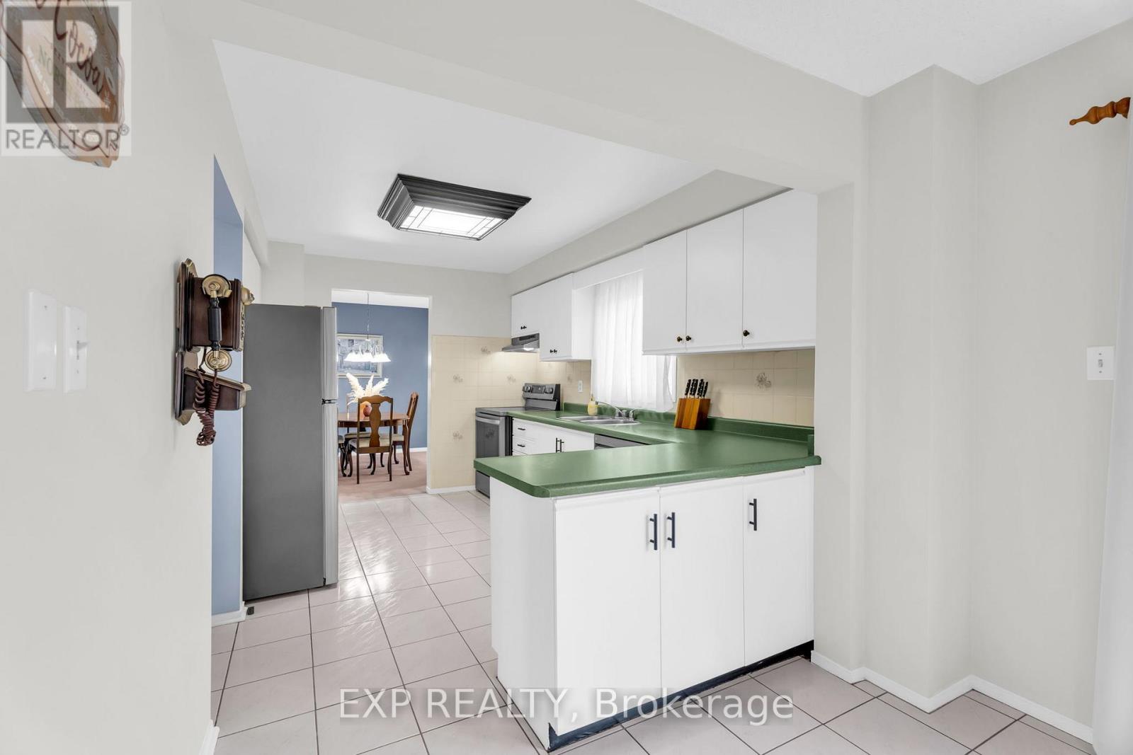 22 Bristol Avenue, Brampton, Ontario  L6X 2B3 - Photo 15 - W13005798