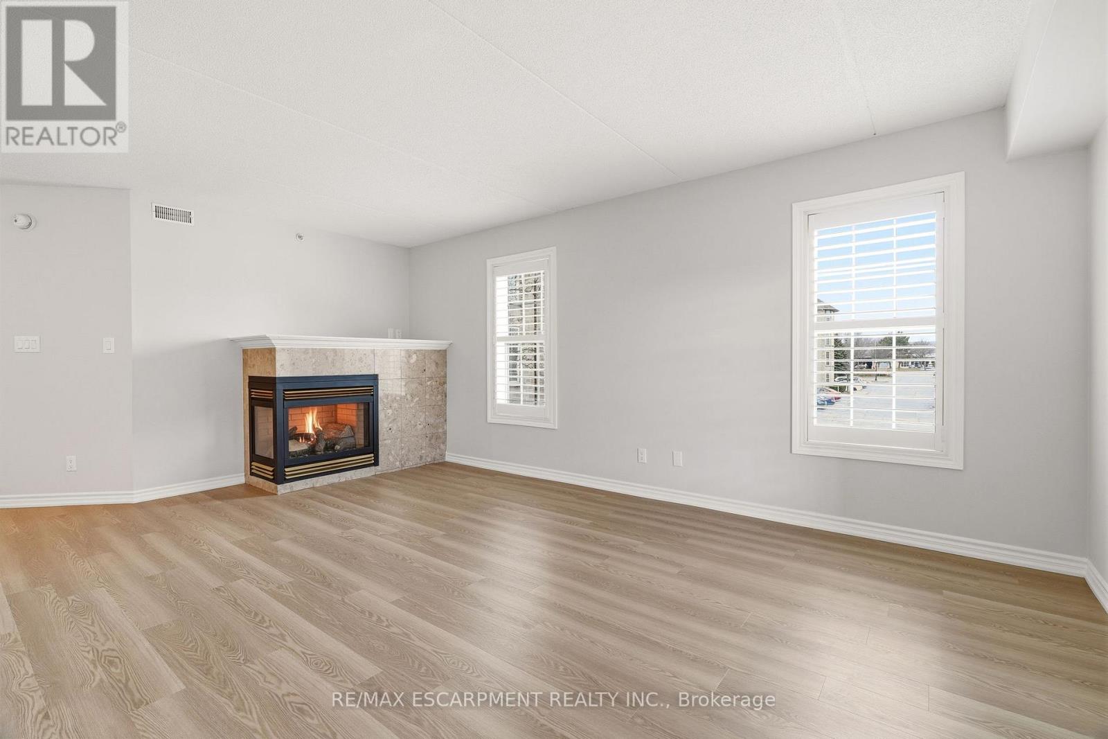 213 - 1820 Walkers Line, Burlington, Ontario  L7M 4V4 - Photo 11 - W13005844