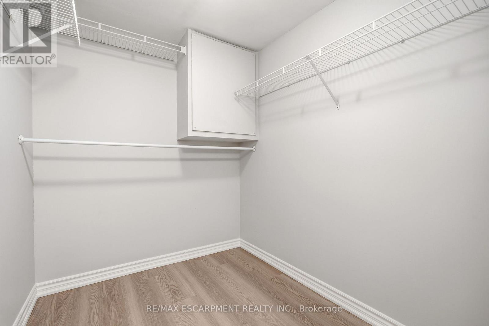 213 - 1820 Walkers Line, Burlington, Ontario  L7M 4V4 - Photo 18 - W13005844