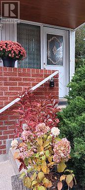 2529 Trondheim Crescent, Mississauga, Ontario  L5N 1P3 - Photo 2 - W13005846