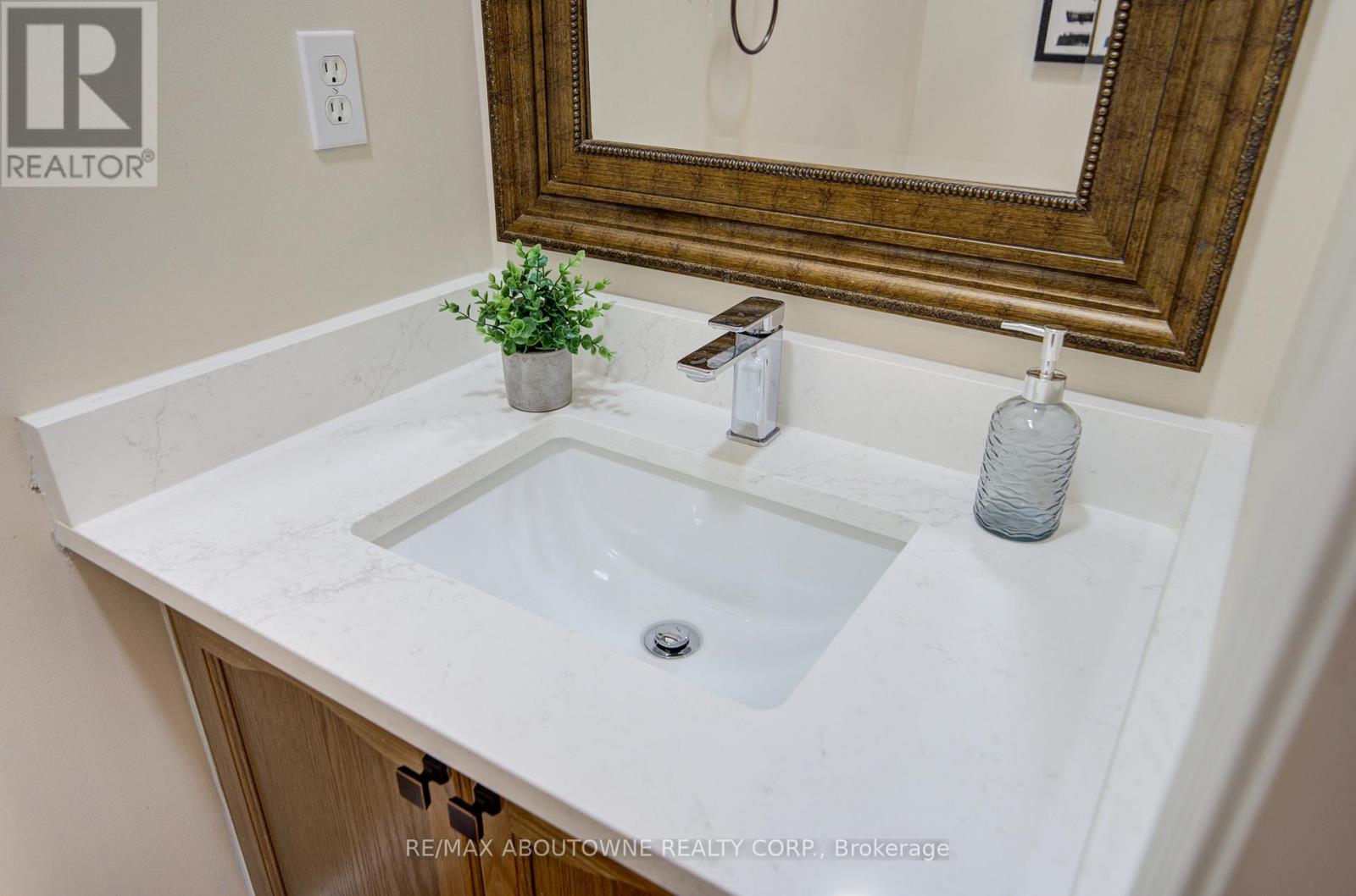 2181 Stratus Drive, Oakville, Ontario  L6M 4W5 - Photo 20 - W13005848