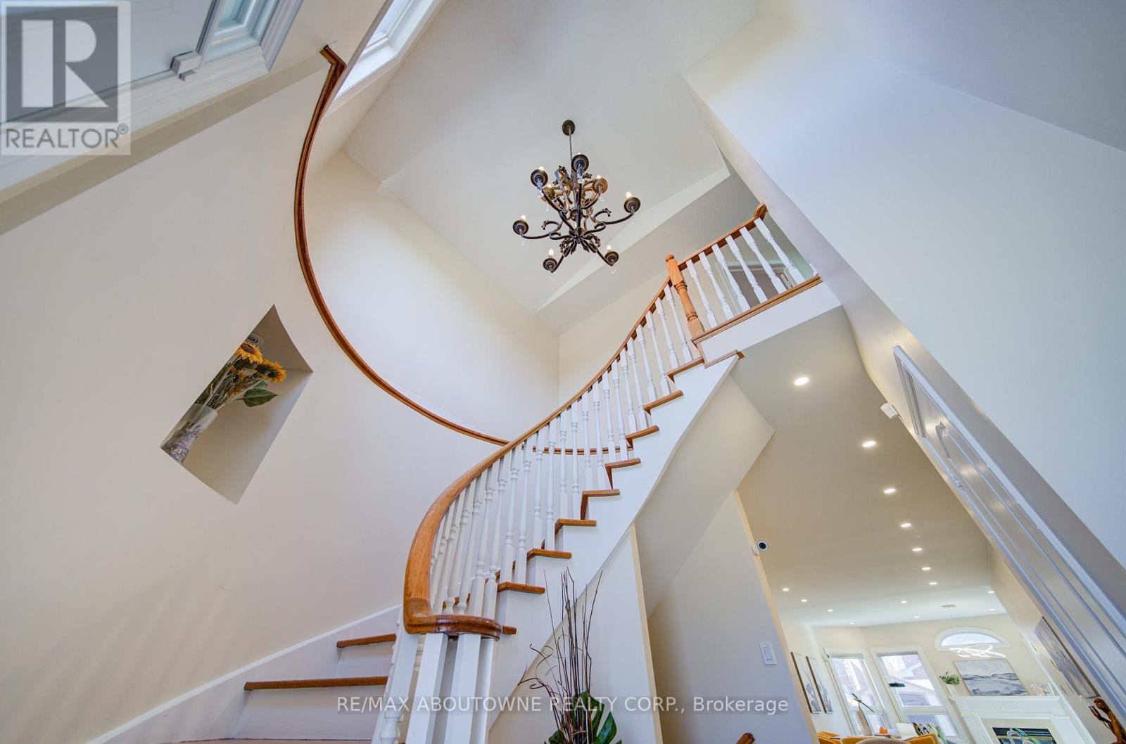 2181 Stratus Drive, Oakville, Ontario  L6M 4W5 - Photo 21 - W13005848