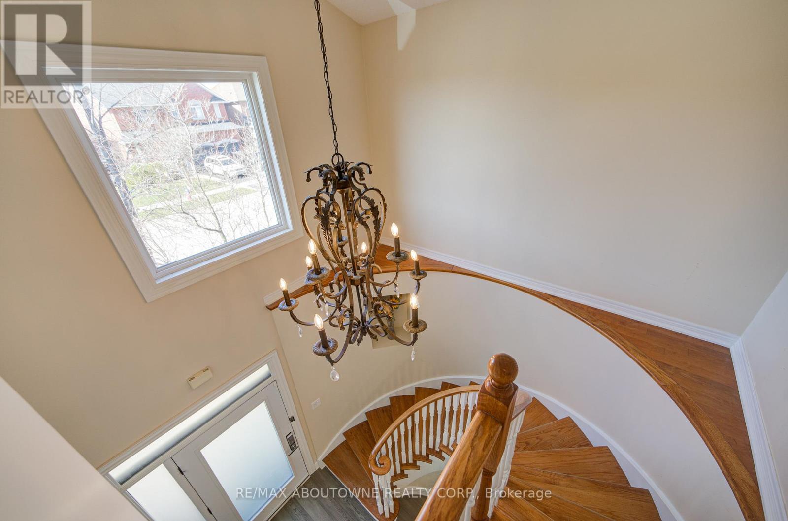 2181 Stratus Drive, Oakville, Ontario  L6M 4W5 - Photo 22 - W13005848