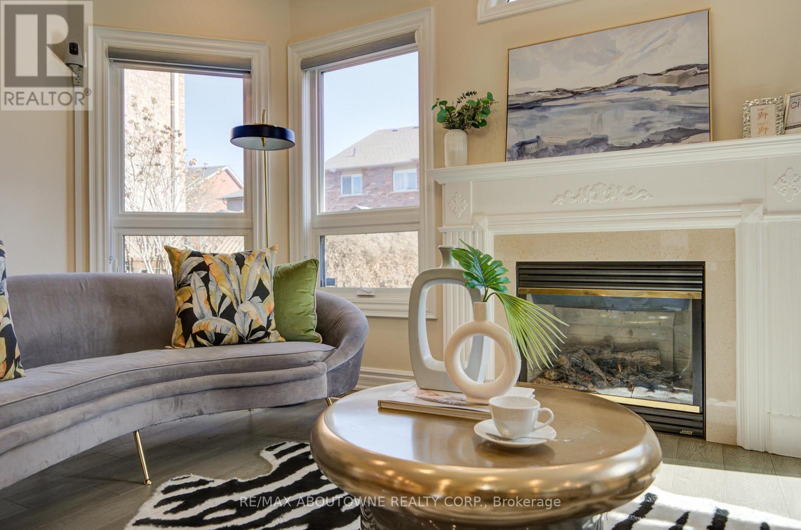 2181 Stratus Drive, Oakville, Ontario  L6M 4W5 - Photo 7 - W13005848