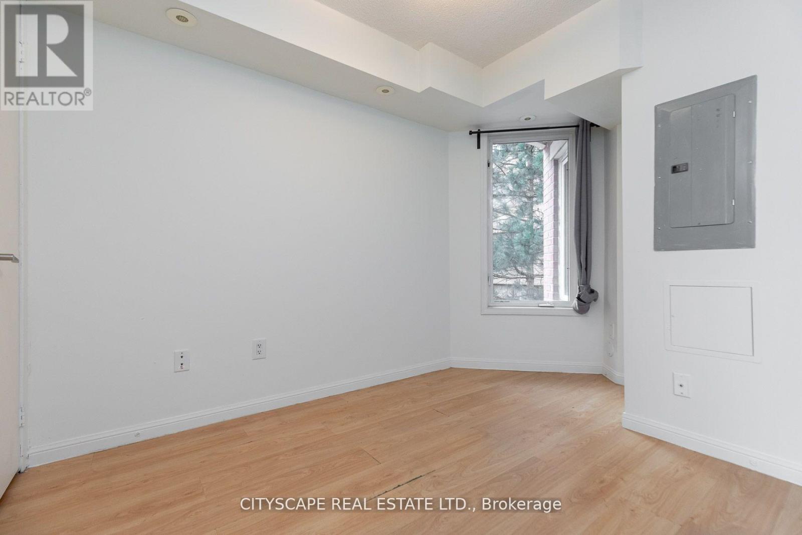 1704 - 80 Joe Shuster Way, Toronto, Ontario  M5G 2M4 - Photo 10 - W13005850