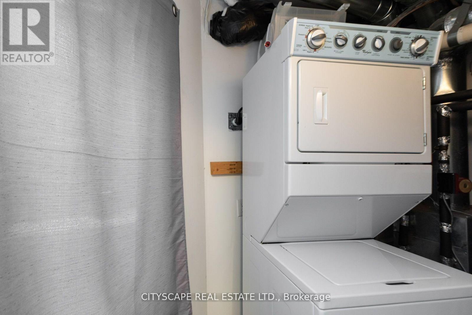 1704 - 80 Joe Shuster Way, Toronto, Ontario  M5G 2M4 - Photo 12 - W13005850